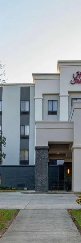 拉斐特汉普顿酒店，位于拉斐特的酒店