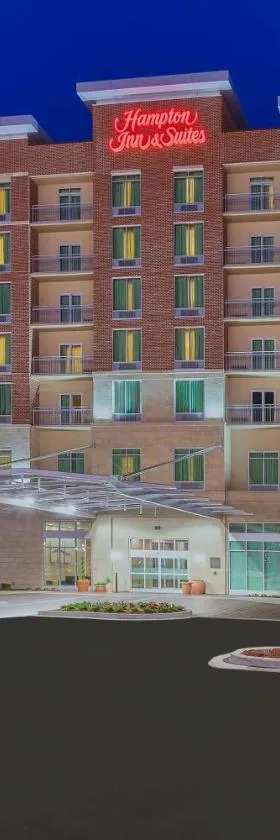 Hampton Inn & Suites Owensboro Downtown Waterfront，位于欧文斯伯勒的酒店