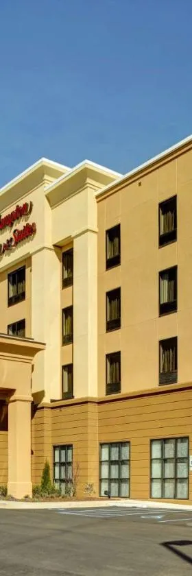密西西比哥伦布汉普顿套房酒店，位于哥伦布的酒店