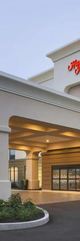 纽约彭延汉普顿酒店，位于彭延的酒店
