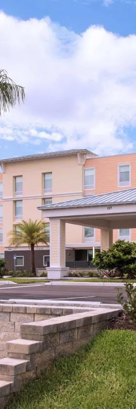 Home2 Suites By Hilton Nokomis，位于诺科米斯的酒店