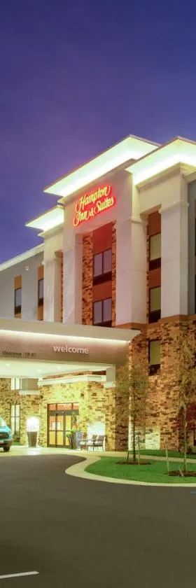 格伦登/华盛顿特区汉普顿套房酒店 ，位于拉戈的酒店