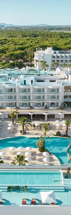 Iberostar Selection Albufera Park All Inclusive，位于穆罗海滩的酒店