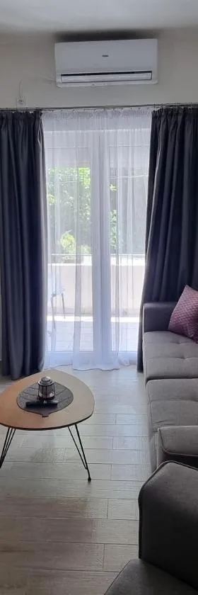 Apartment Ninas，位于多布罗塔的酒店