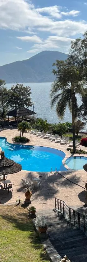 Hotel Del Dique，位于卡布拉科拉尔的酒店
