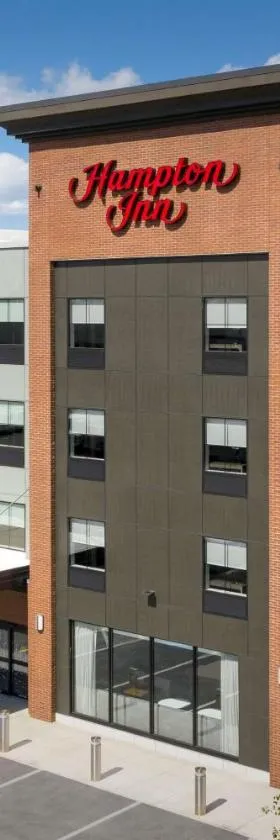 Hampton Inn Boston Logan Airport Chelsea，位于切尔西的酒店