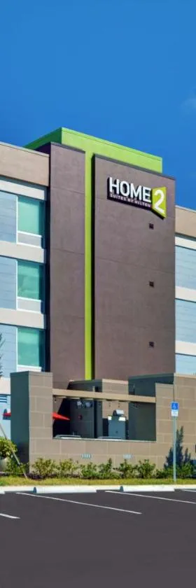 Home2 Suites by Hilton Fort Myers Colonial Blvd，位于迈尔斯堡的酒店