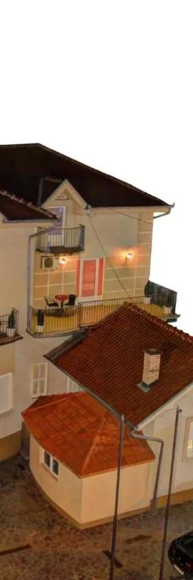 Hotel PERLA LDM Leskovac，位于莱斯科瓦茨的酒店