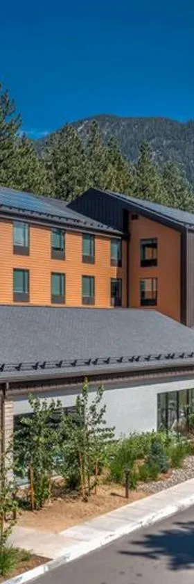 Hampton Inn & Suites South Lake Tahoe，位于南太浩湖的酒店