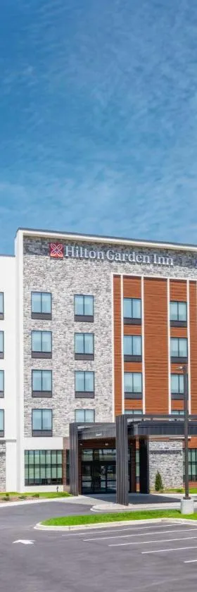Hilton Garden Inn Jeffersonville, In，位于杰斐逊维尔的酒店