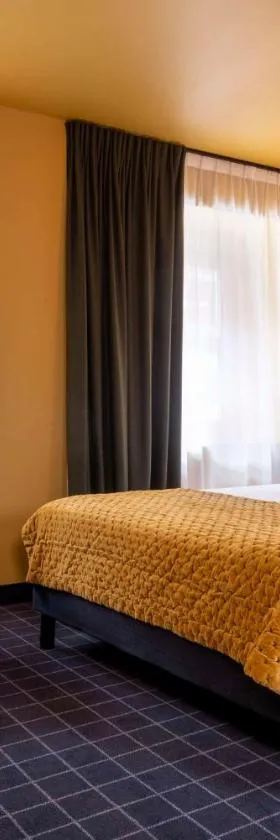 Best Western Plus Hotel Cargo，位于敦刻尔克的酒店