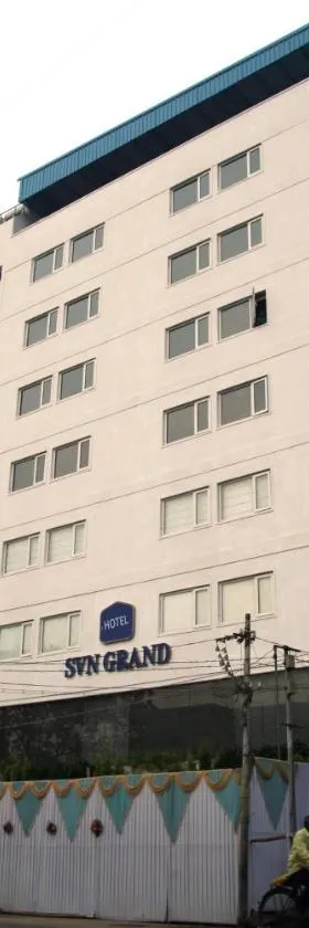 SVN GRAND，位于卡基纳达的酒店