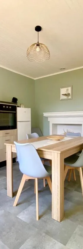 Maison Calme avec extérieur，位于Cendrecourt的酒店