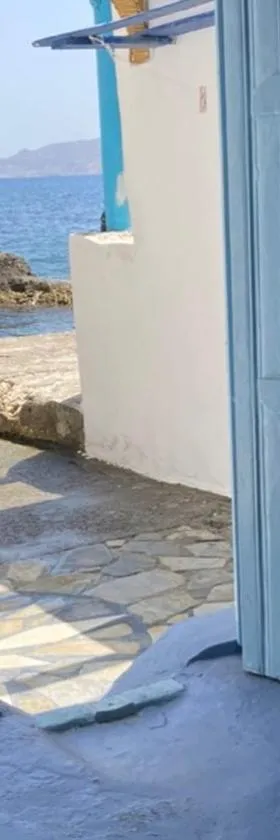 the monk seal boathouse，位于Klima的酒店