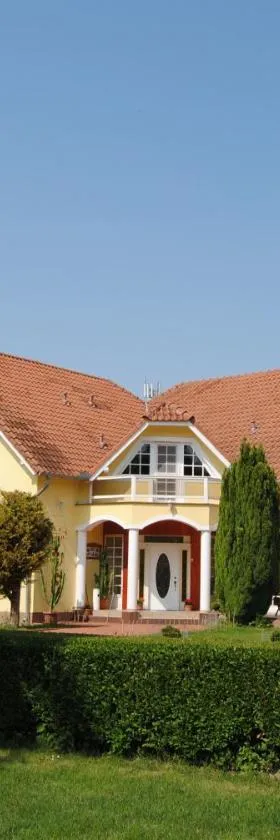 Villa Hedi，位于杜瑙基利蒂的酒店
