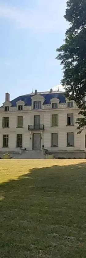 Le Château du Breuil，位于Mazières-de-Touraine的酒店