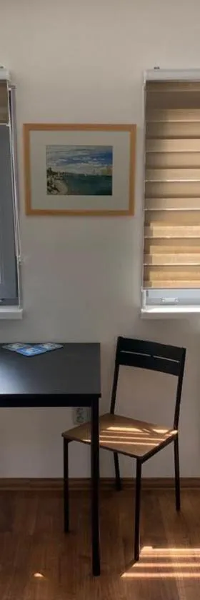 Apartmán - F - Vyhlídka nad řekou，位于Zdiby的酒店