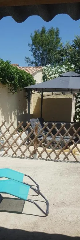 Un coin en Provence，位于Villeneuve的酒店