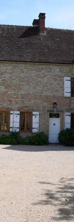 La Rochelière，位于Bresse-sur-Grosne的酒店