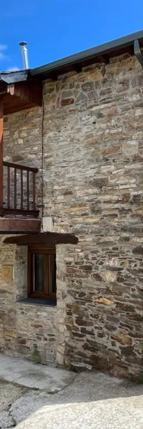 La Casina de la Yeye San Cristóbal de Valdueza，位于San Cristóbal de Valdueza的酒店