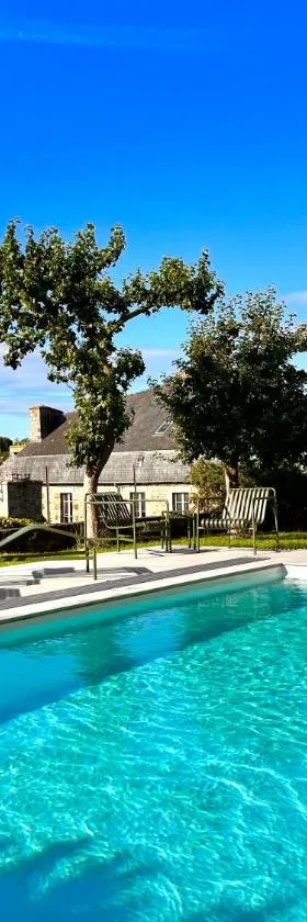 La Récréation - Chambres et Appartements，位于Châtelaudren的酒店