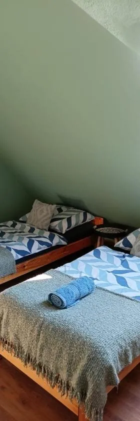 Świerkowe Siedlisko pokoje gościnne，位于文戈热沃的酒店