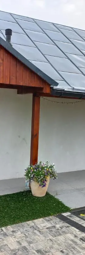 Domek JÓZEFA przy ZAMKU，位于波德拉谢地区亚努夫的酒店
