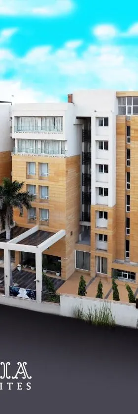 Quality Inn Patria Suites, Rajkot，位于拉杰果德的酒店