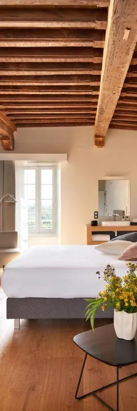 Hotel Le Chevalier Bleu，位于蒙帕齐耶的酒店