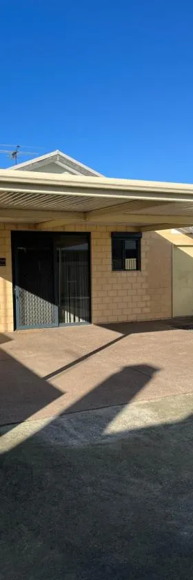 Unit 4 3 Mouarn St Carey Park，位于Glen Iris的酒店