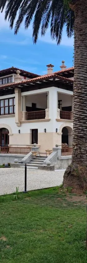 Hotel El Rosal de Cudillero，位于库迪列罗的酒店