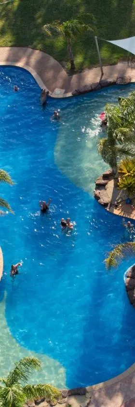 Tasman Holiday Parks - Merool on the Murray，位于伊丘卡的酒店