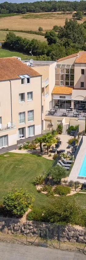 Logis Hôtel Restaurant Aloe，位于莱塞比耶的酒店