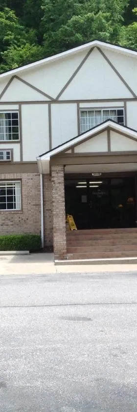 Brookshire Inn，位于Inez的酒店