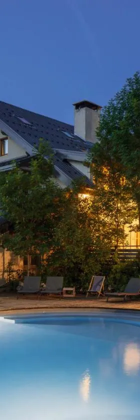 Hotel du Golf，位于韦尔科尔地区科尔朗松的酒店