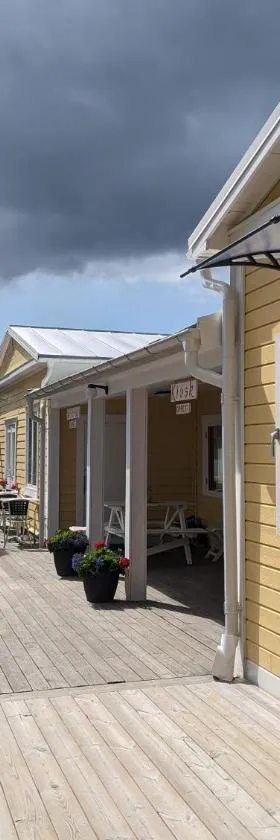 Vårhaga Vandrarhem，位于顺托普的酒店