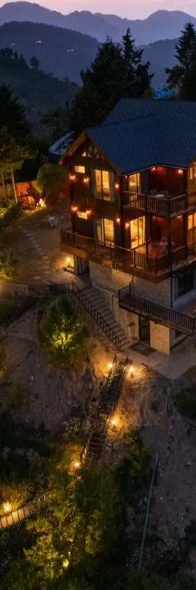 Avalon Cottages, Kanatal by Leisure Hotels，位于卡纳塔尔的酒店