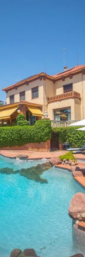 Habitaciones Villa Marcia Solo Adulto，位于阿尔塔夫拉的酒店