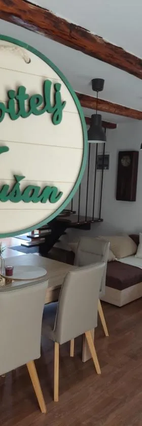 Kuća za odmor Obitelj Kušan，位于Veliki Erjavec的酒店