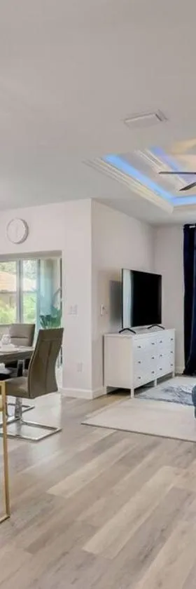 Modern Vacation House，位于西罗通达的酒店