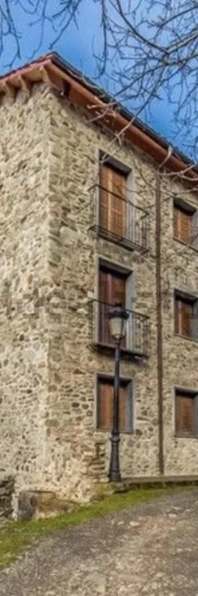 Prime Loft LA RIOJA VT-LR-1923，位于Azarrulla的酒店