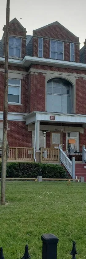 Beatrice The Villa，位于马里恩的酒店