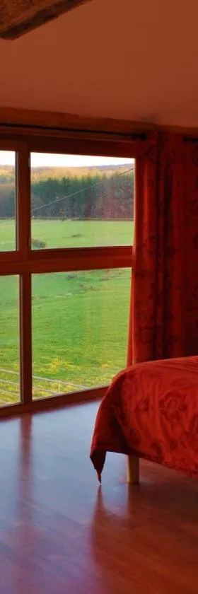 Domaine Joseph LAFARGE Wine Resort B&B，位于Lugny的酒店