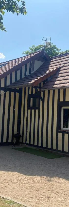 Au domaine des roches，位于Saint-Pierre-sur-Dives的酒店