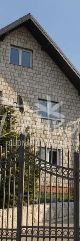 Vila Pavle，位于乌日策的酒店