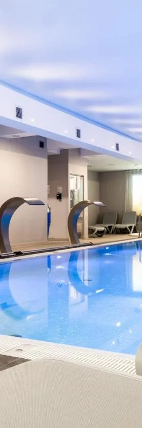 Hotel & Spa Trzy Wyspy，位于斯维诺乌伊希切的酒店