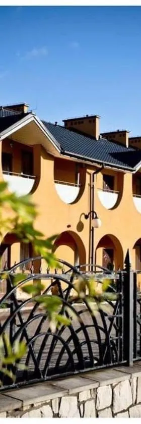 Hotel U Grubego，位于Wielogóra的酒店