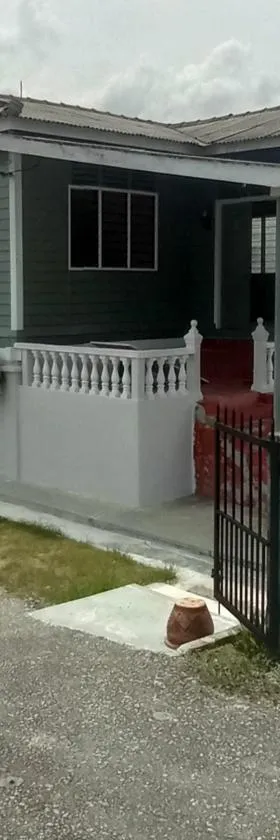 Kurnia Homestay，位于斯利姆河的酒店