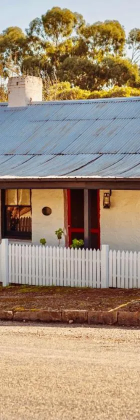 Kooringa Cottage，位于Burra的酒店