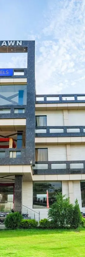 FabHotel DDS，位于勒克瑙的酒店